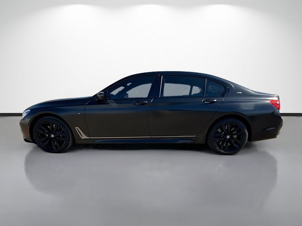 Used 2018 BMW M760i xDrive image 6