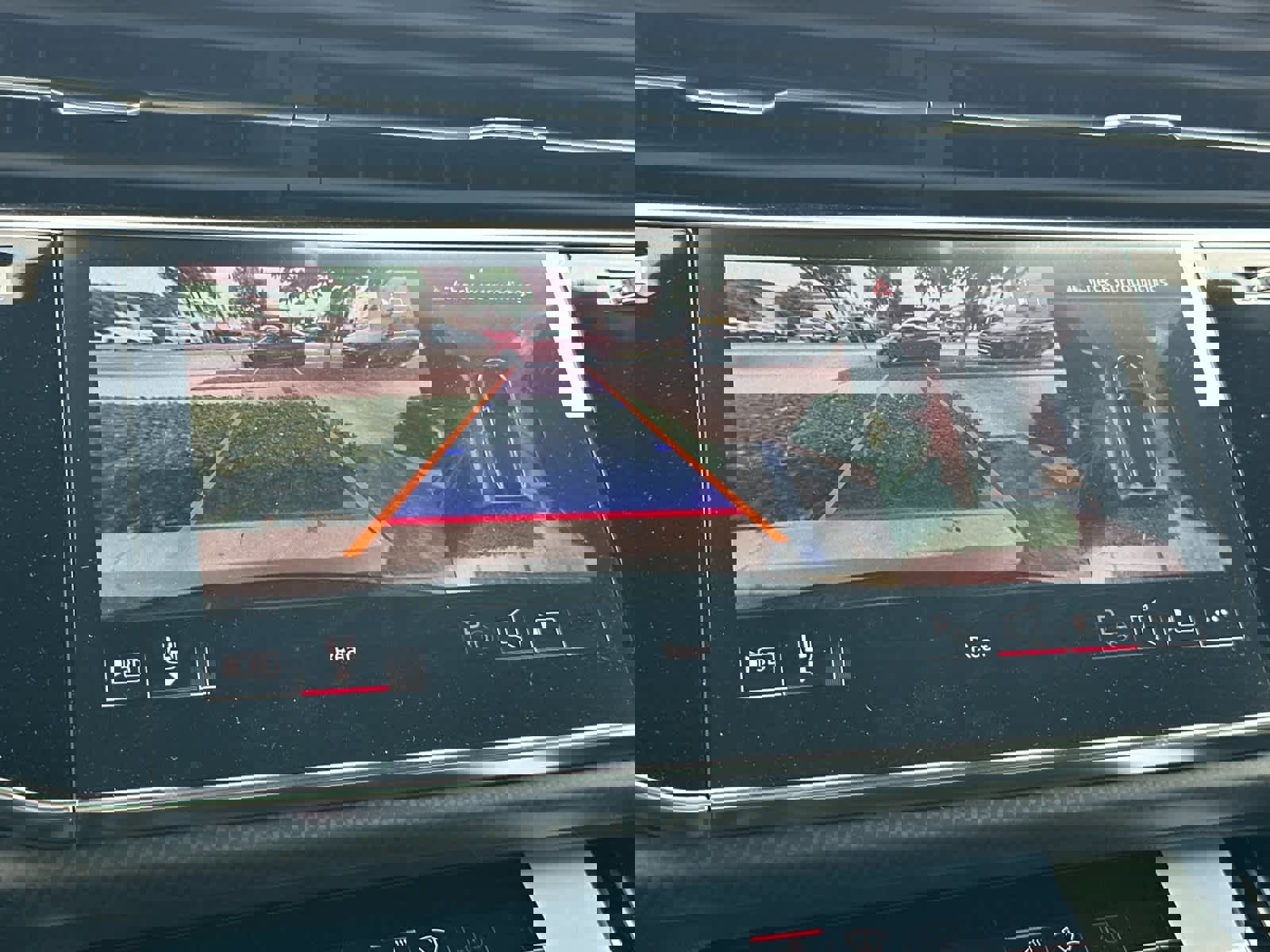 New 2026 Audi SQ8 Prestige image 20