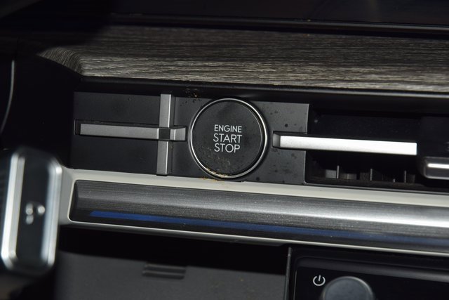 Used 2024 Hyundai Santa Fe Calligraphy image 30