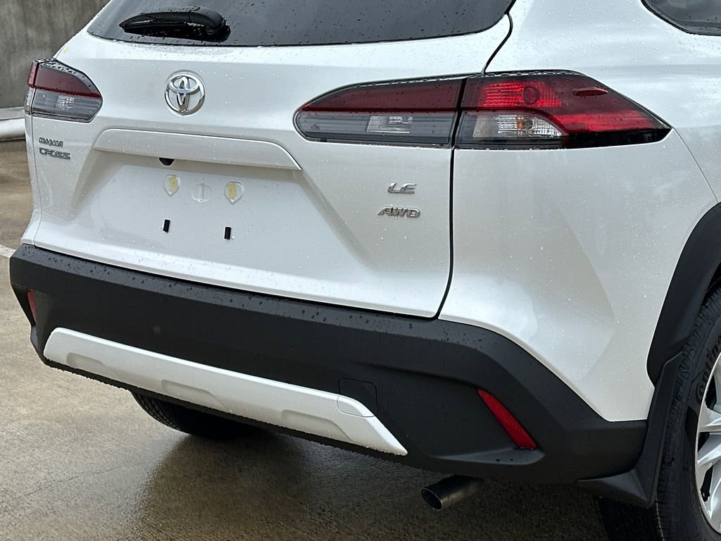 New 2026 Toyota Corolla Cross LE image 5