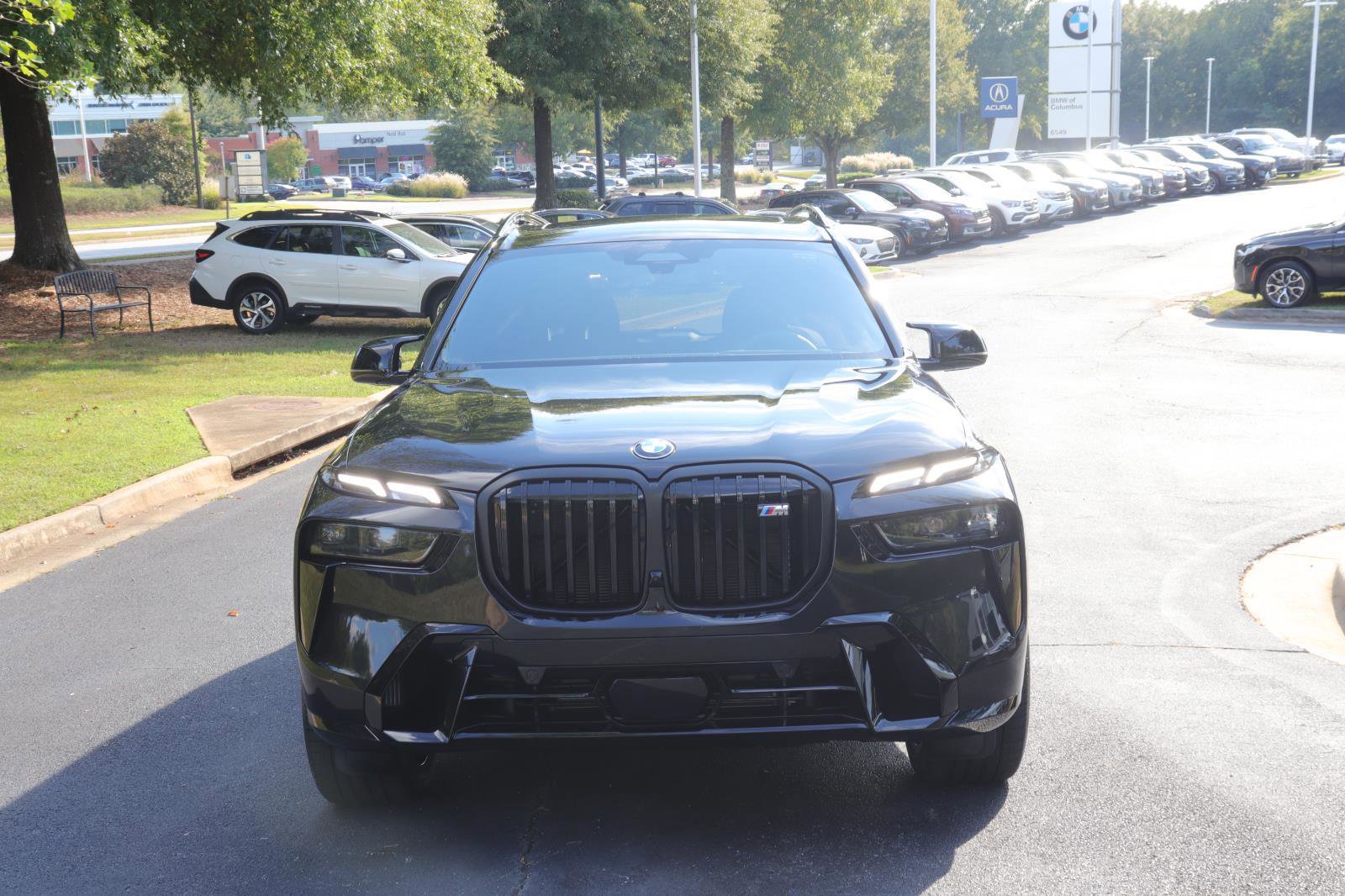 New 2026 BMW X7 M60i image 2