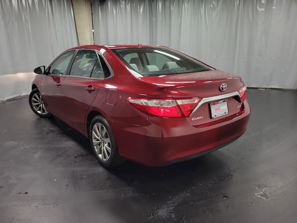 Used 2017 Toyota Camry XLE FWD image 6