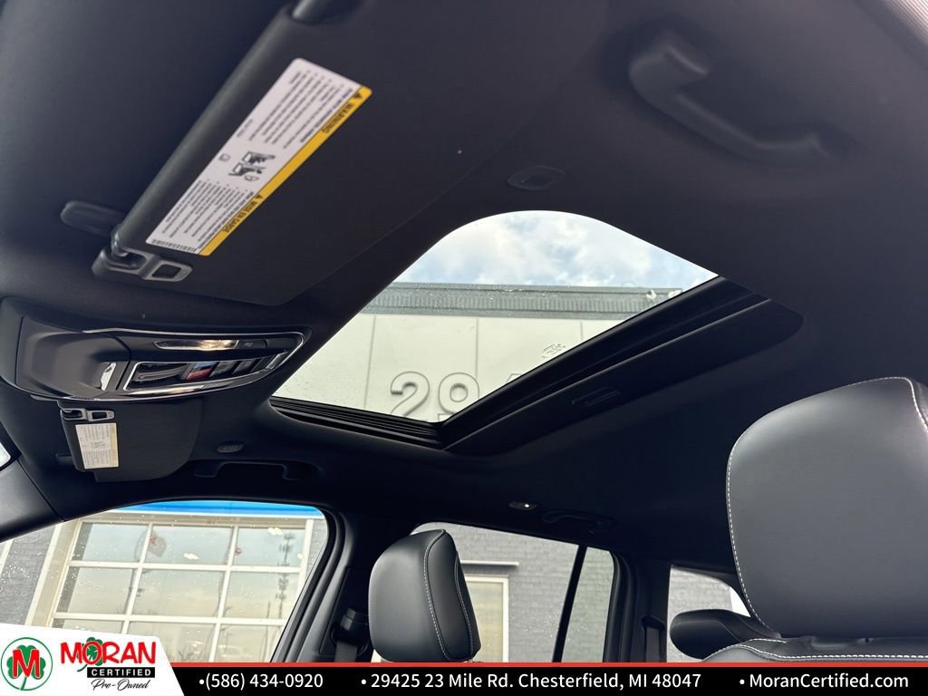 Used 2024 Jeep Grand Cherokee Altitude image 13