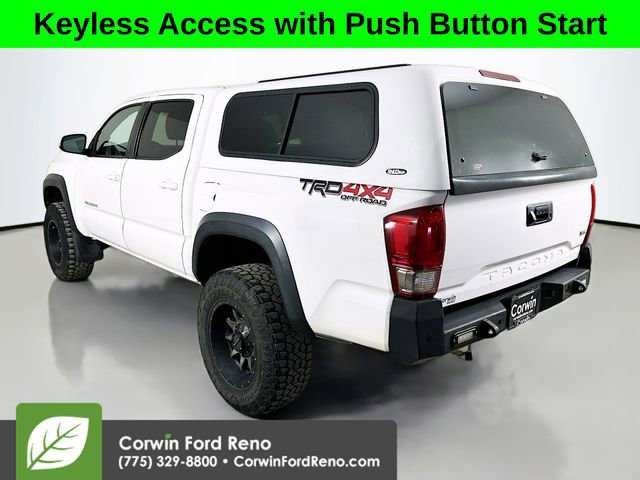 Used 2017 Toyota Tacoma TRD Off-Road image 5