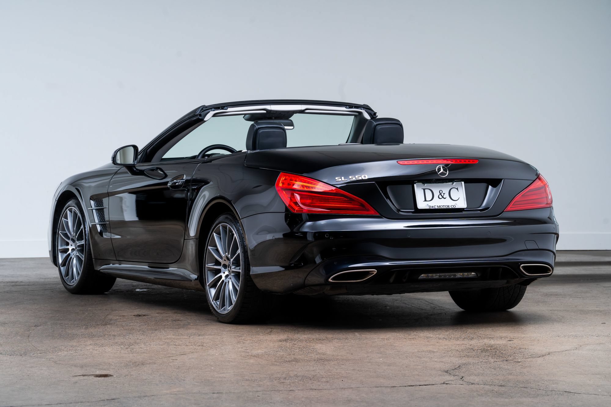 Used 2019 Mercedes-Benz SL 550 image 5