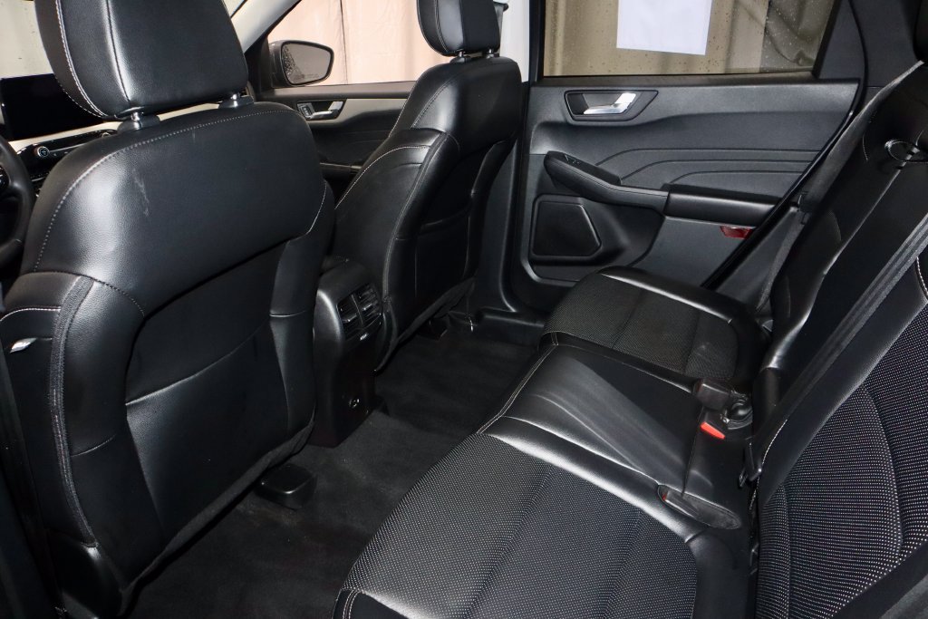 Certified 2022 Ford Escape SEL FWD image 21