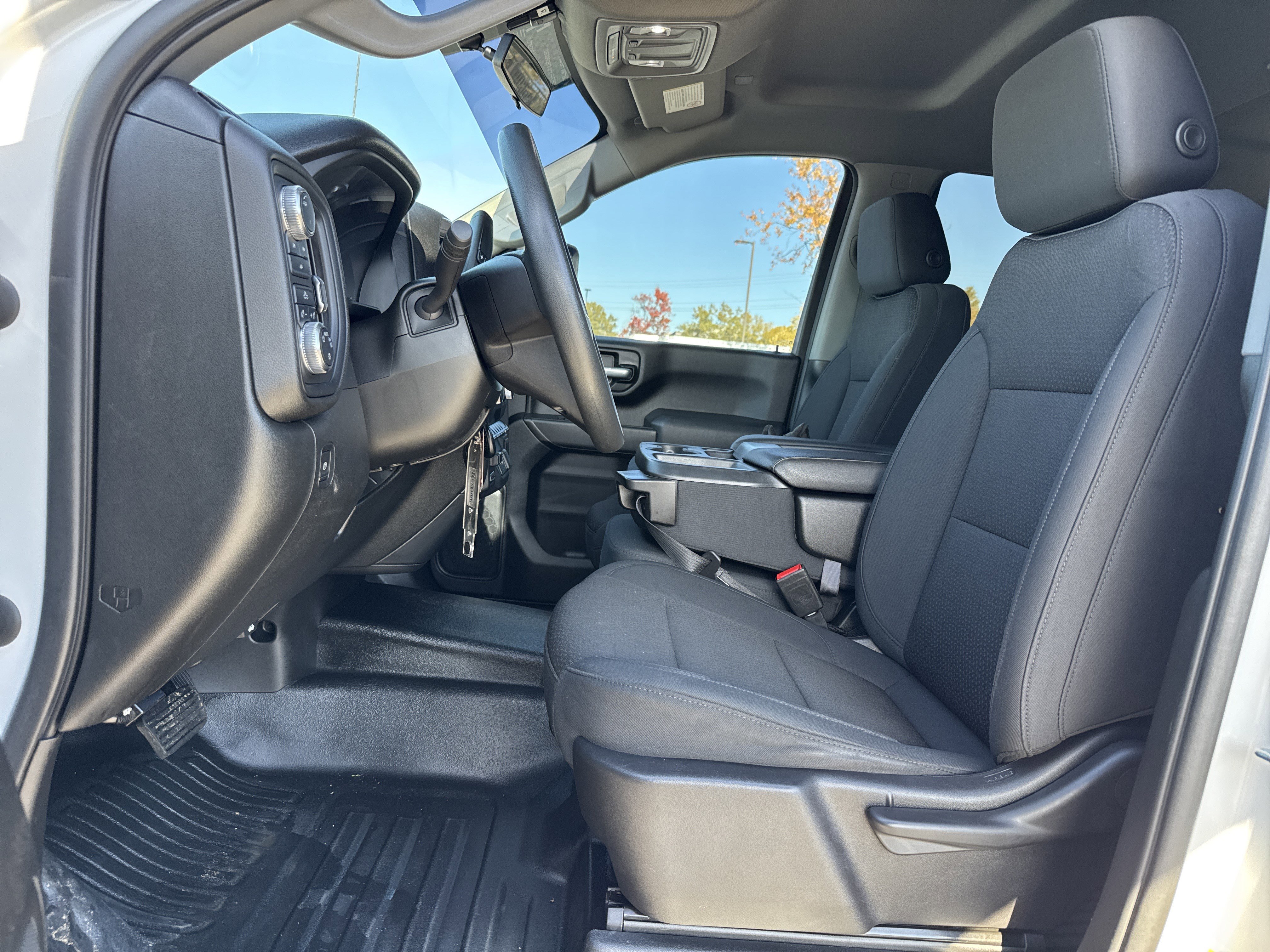 Used 2021 GMC Sierra 2500 4x4 Crew Cab w/ Convenience Package image 15