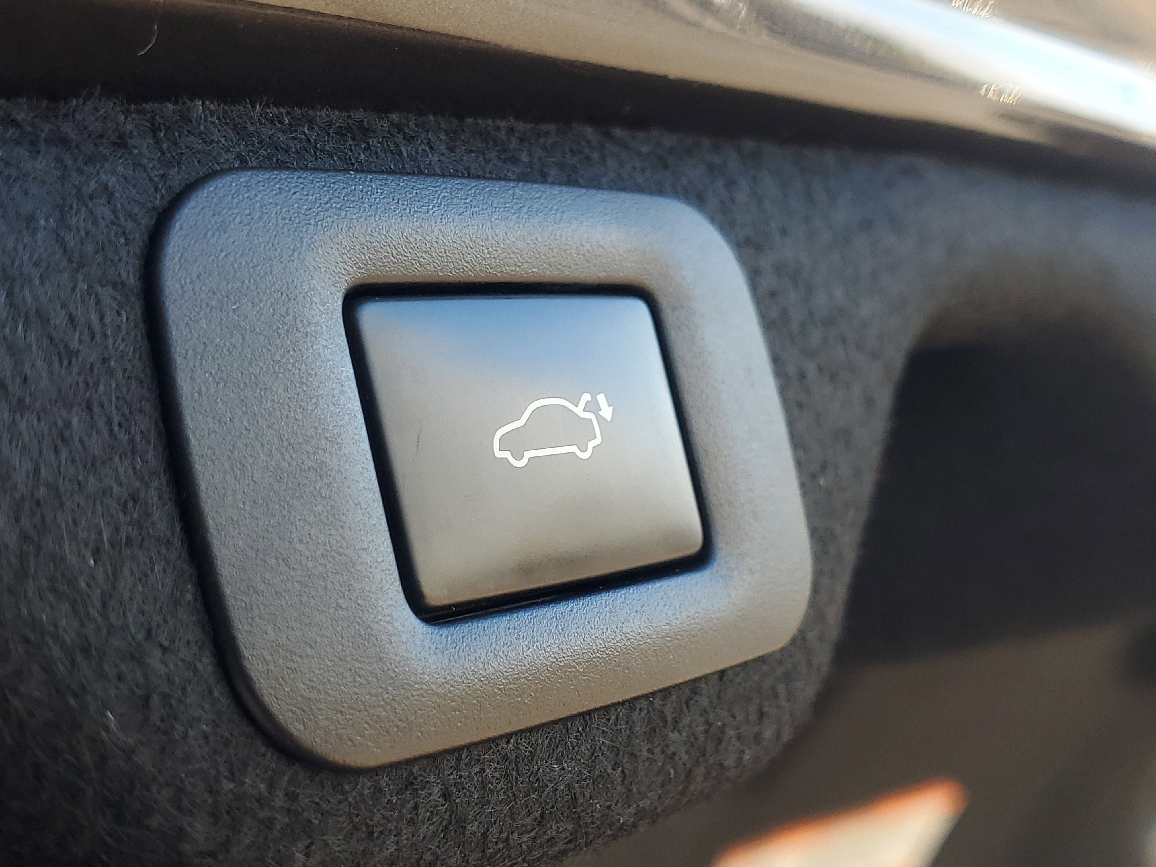 Certified 2023 Lexus ES 350 w/ Premium Package image 9