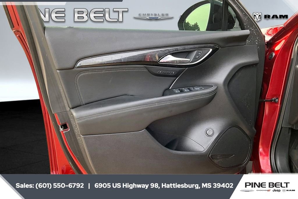 Used 2023 Buick Envision Essence w/ Sport Touring Package image 17