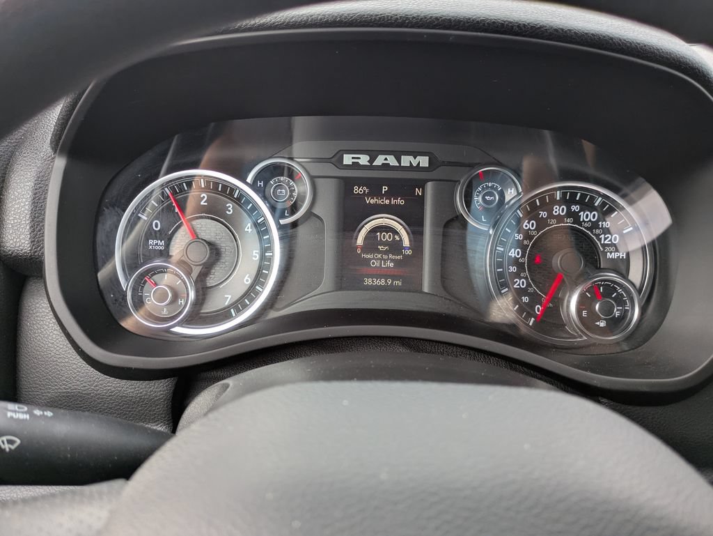 Used 2023 RAM 2500 Tradesman AWD/4WD image 17