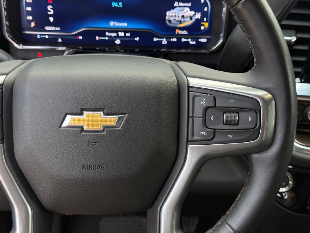 Used 2025 Chevrolet Silverado 3500 LT w/ Safety Package AWD/4WD image 12