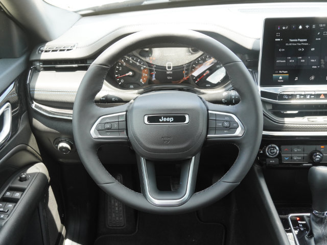 New 2026 Jeep Compass Latitude AWD/4WD image 17