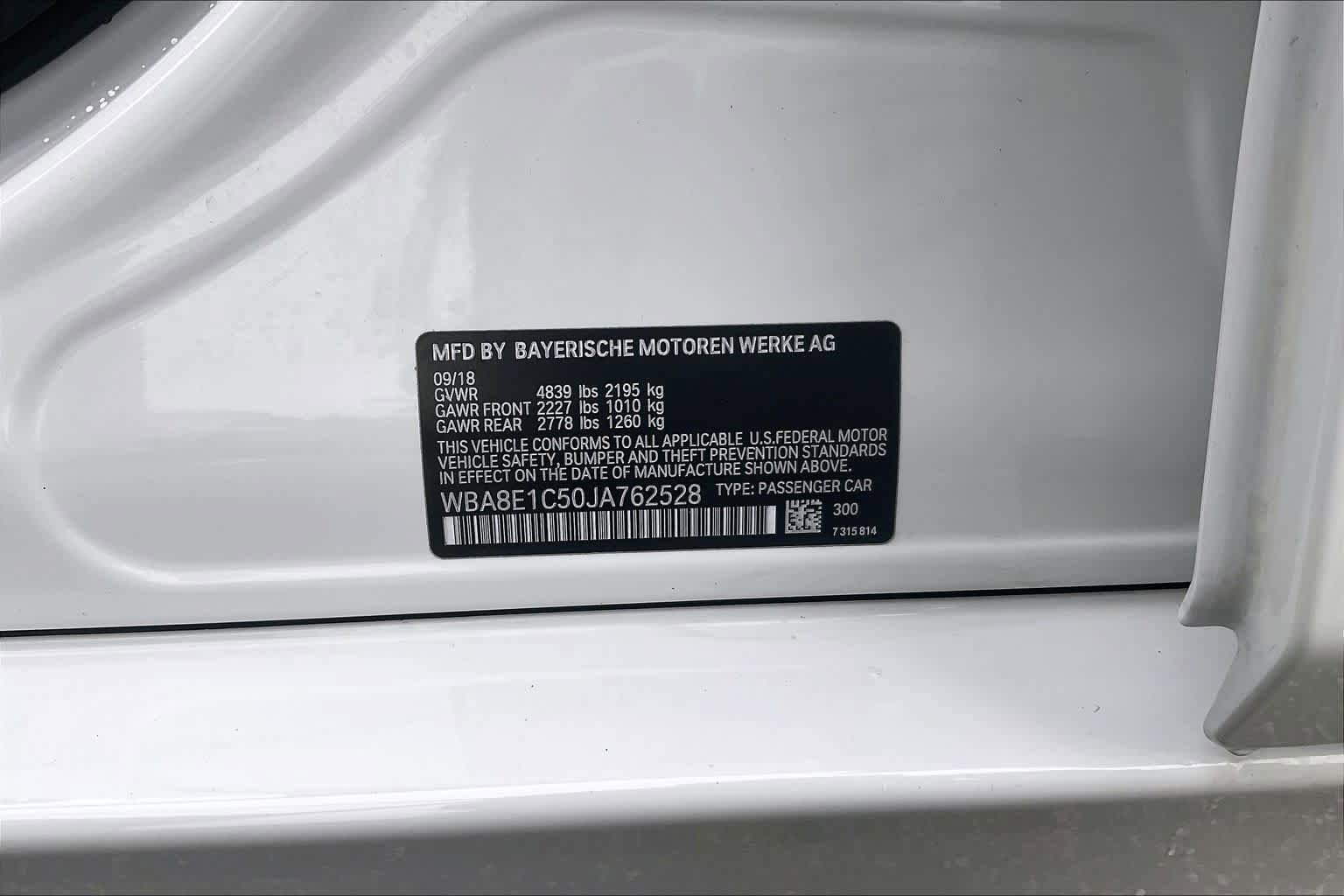 Used 2018 BMW 330e w/ Premium Package RWD image 33