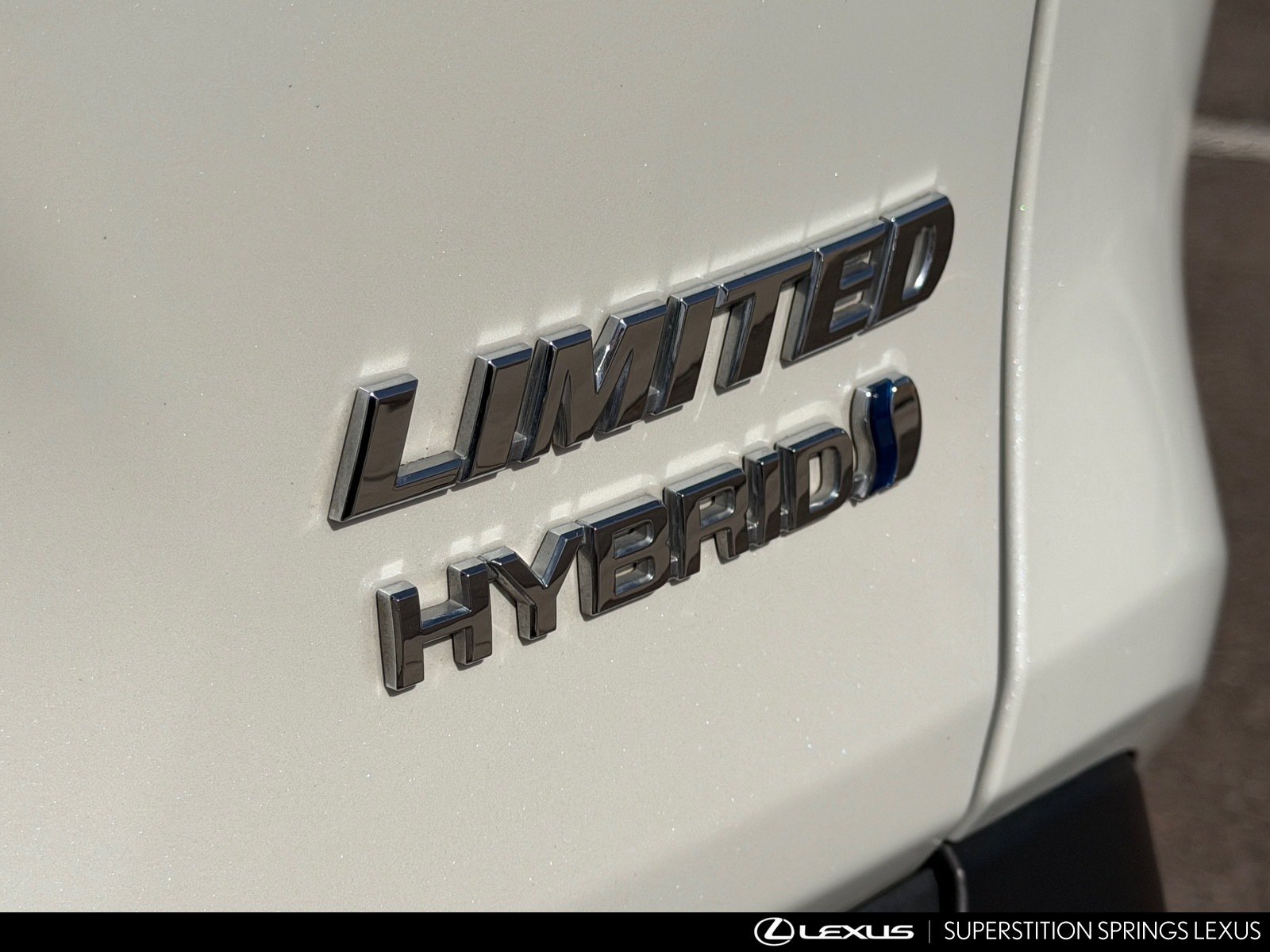 Used 2020 Toyota RAV4 Limited AWD/4WD image 15