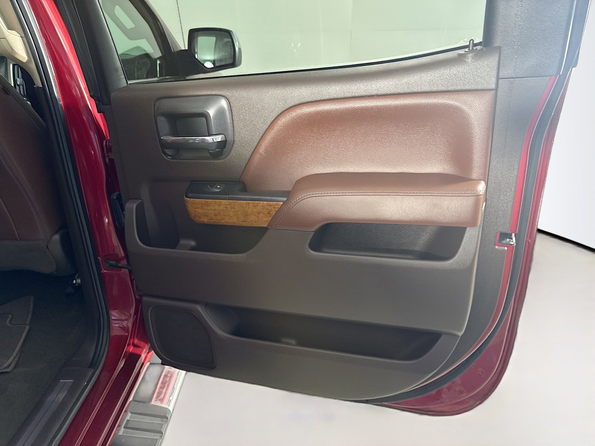 Used 2018 Chevrolet Silverado 2500 High Country image 27