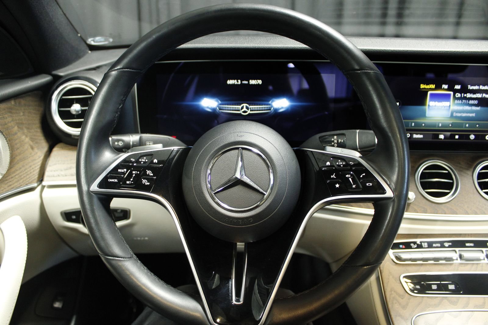 Used 2022 Mercedes-Benz E 350 4MATIC Sedan image 35