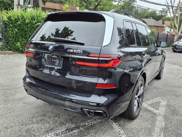 New 2026 BMW X7 M60i w/ Executive Package image 4