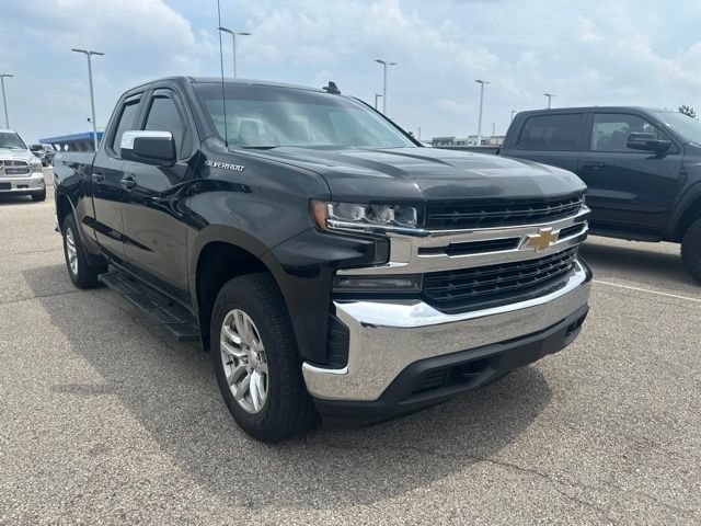 Used 2021 Chevrolet Silverado 1500 LT AWD/4WD image 3