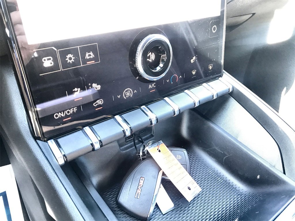 New 2026 GMC Terrain Elevation image 18