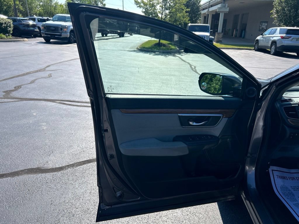 Used 2017 Honda CR-V EX image 9