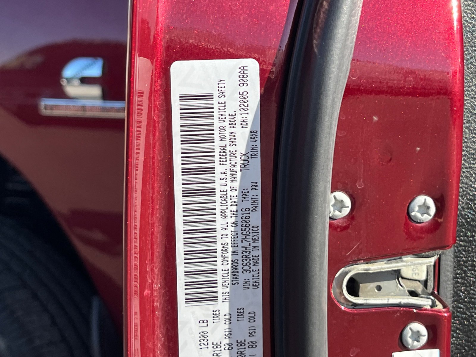 Used 2017 RAM 3500 SLT AWD/4WD image 32