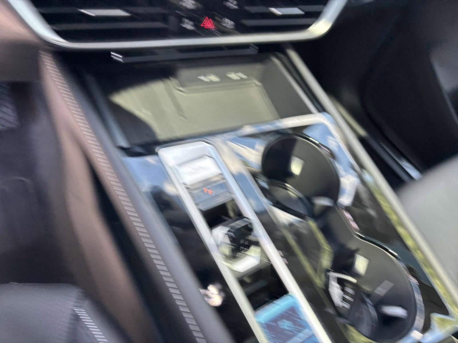 New 2026 Volkswagen Atlas SE image 25