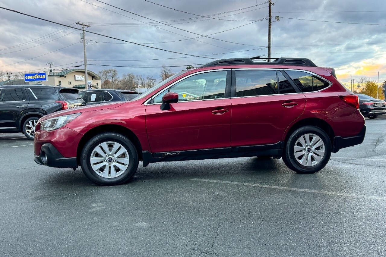 Used 2018 Subaru Outback 2.5i Premium image 7