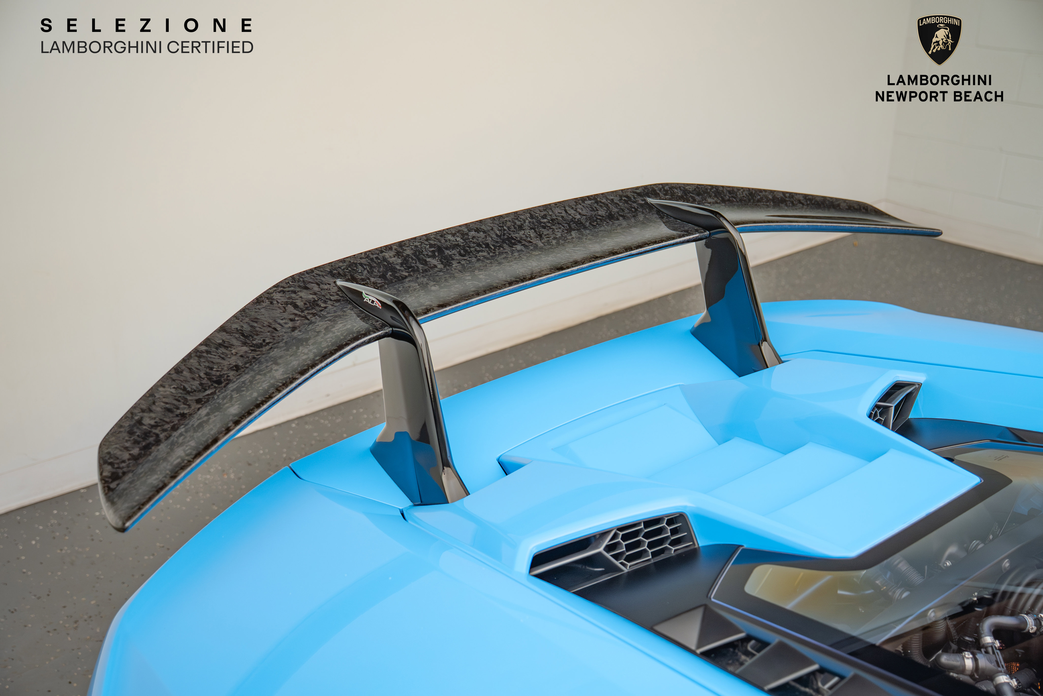 Used 2018 Lamborghini Huracan Performante image 7