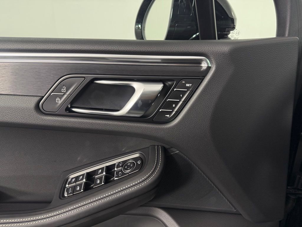 New 2026 Porsche Macan GTS AWD/4WD image 22