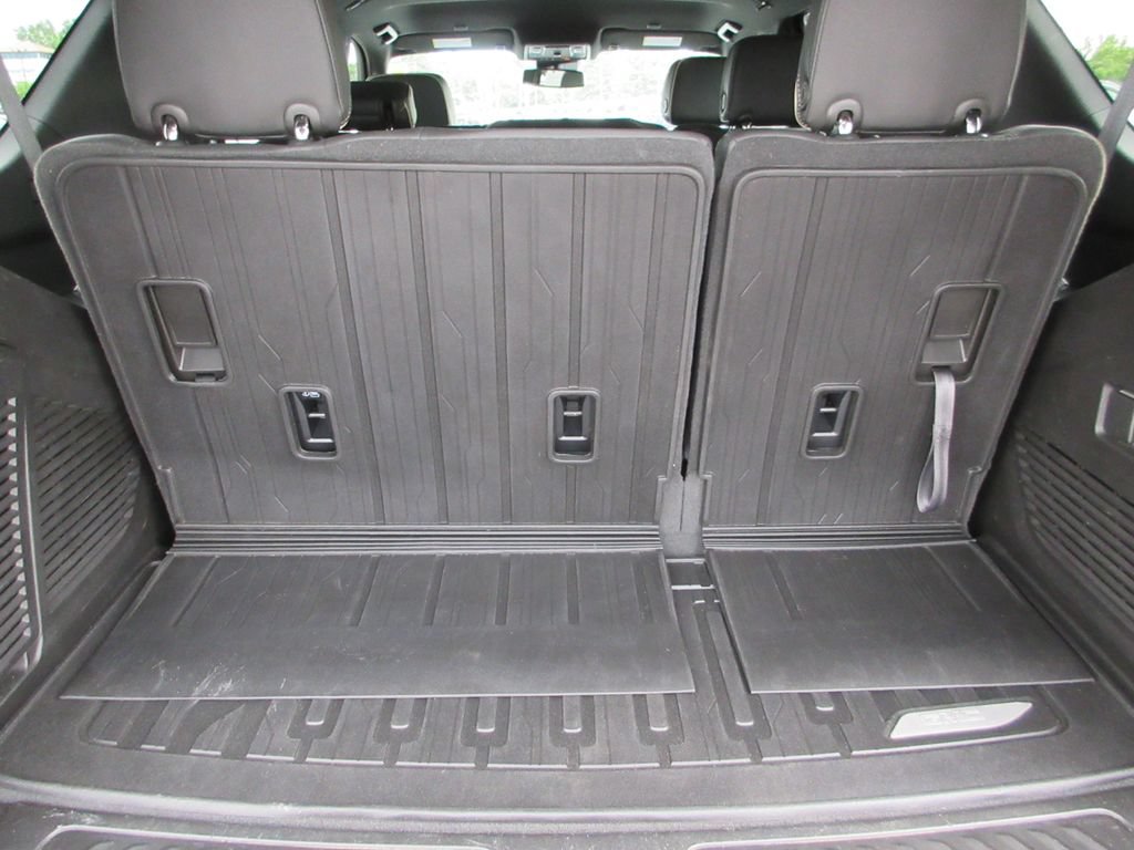 Certified 2023 GMC Yukon SLT w/ Max Trailering Package AWD/4WD image 30