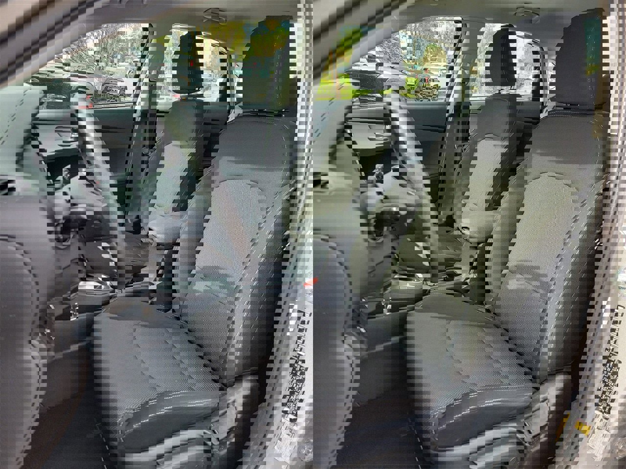 Used 2024 Kia Forte LXS image 15