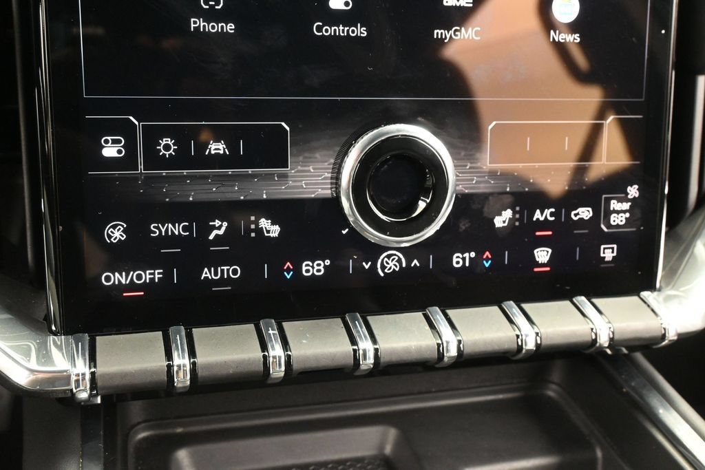 Used 2024 GMC Acadia Elevation w/ Luxury Package FWD image 27