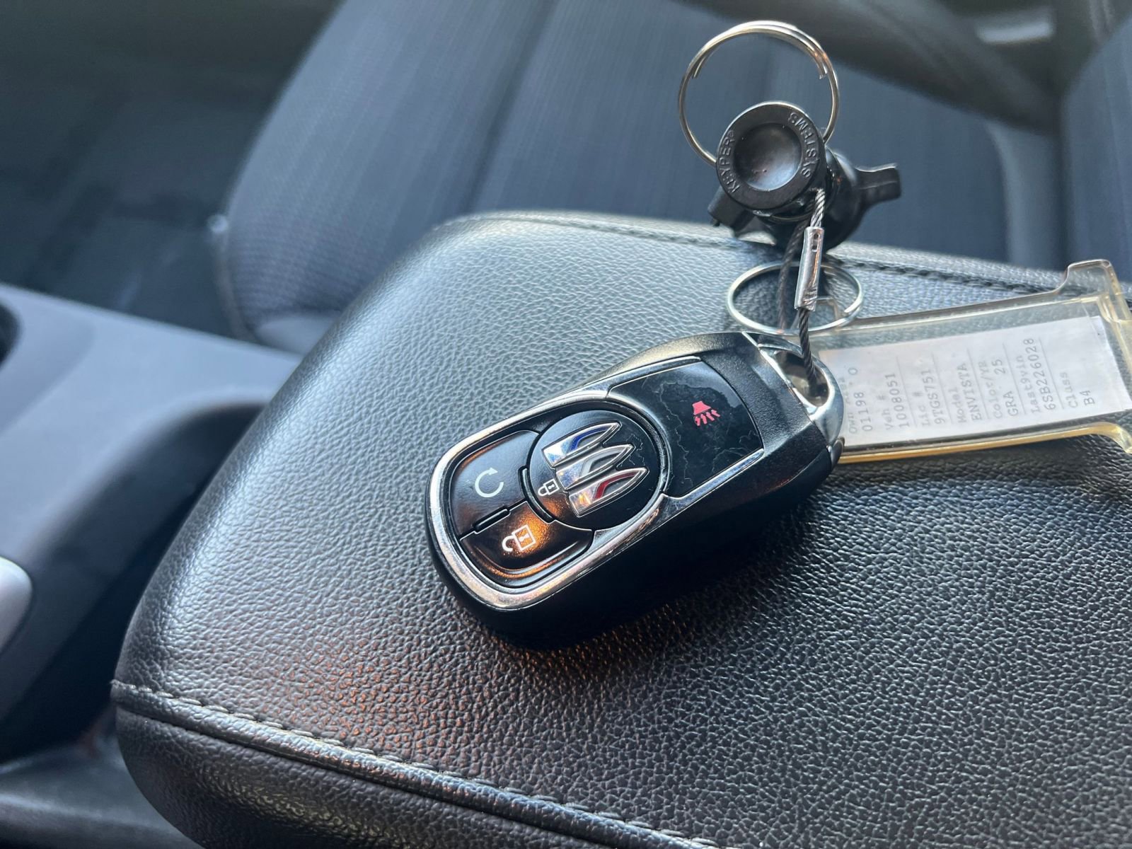 Used 2025 Buick Envista Preferred image 21