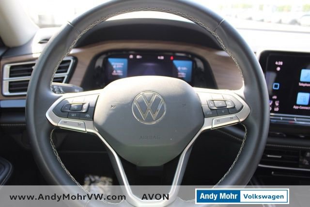 Used 2024 Volkswagen Atlas SE AWD/4WD image 36