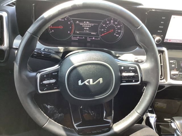 Used 2022 Kia Sorento SX AWD/4WD image 22