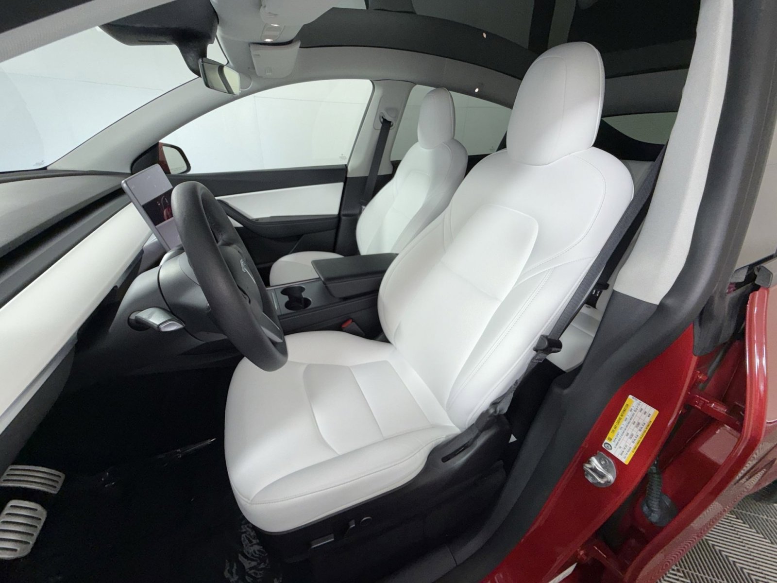 Used 2022 Tesla Model Y Performance AWD/4WD image 13