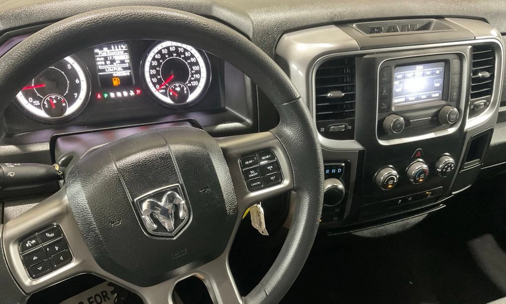 Used 2024 RAM 1500 Warlock AWD/4WD image 21