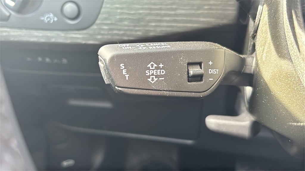 Used 2023 Audi A4 2.0T Premium w/ Convenience Package image 29