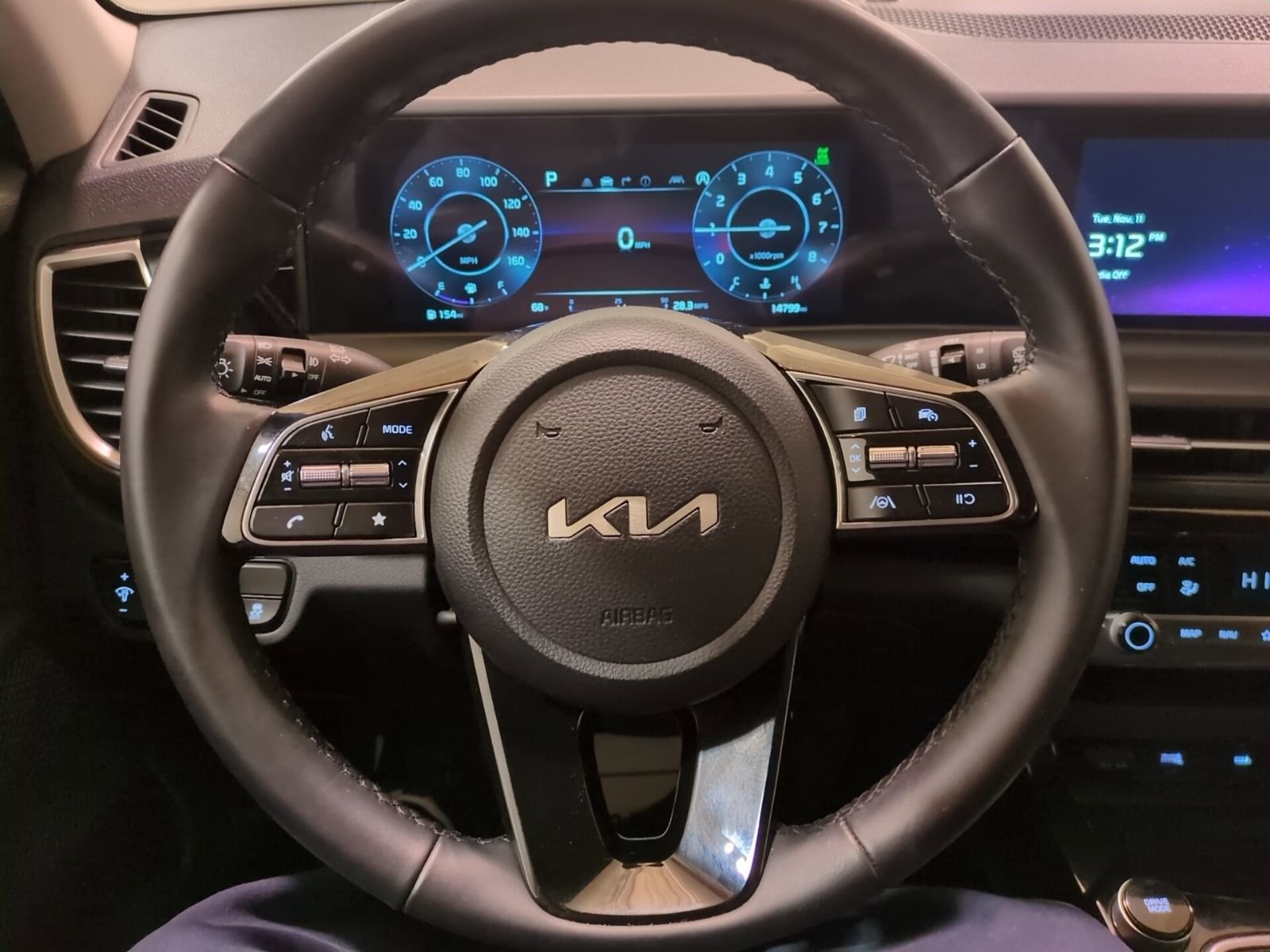 Certified 2024 Kia Seltos S image 18