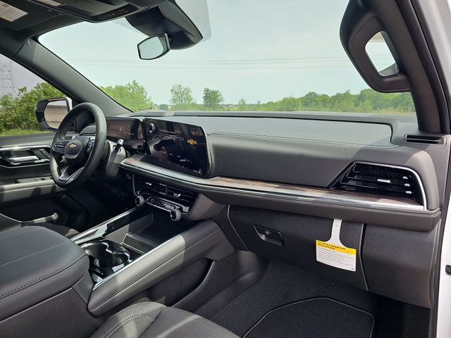 New 2026 Chevrolet Suburban LS w/ Max Trailering Package AWD/4WD image 29