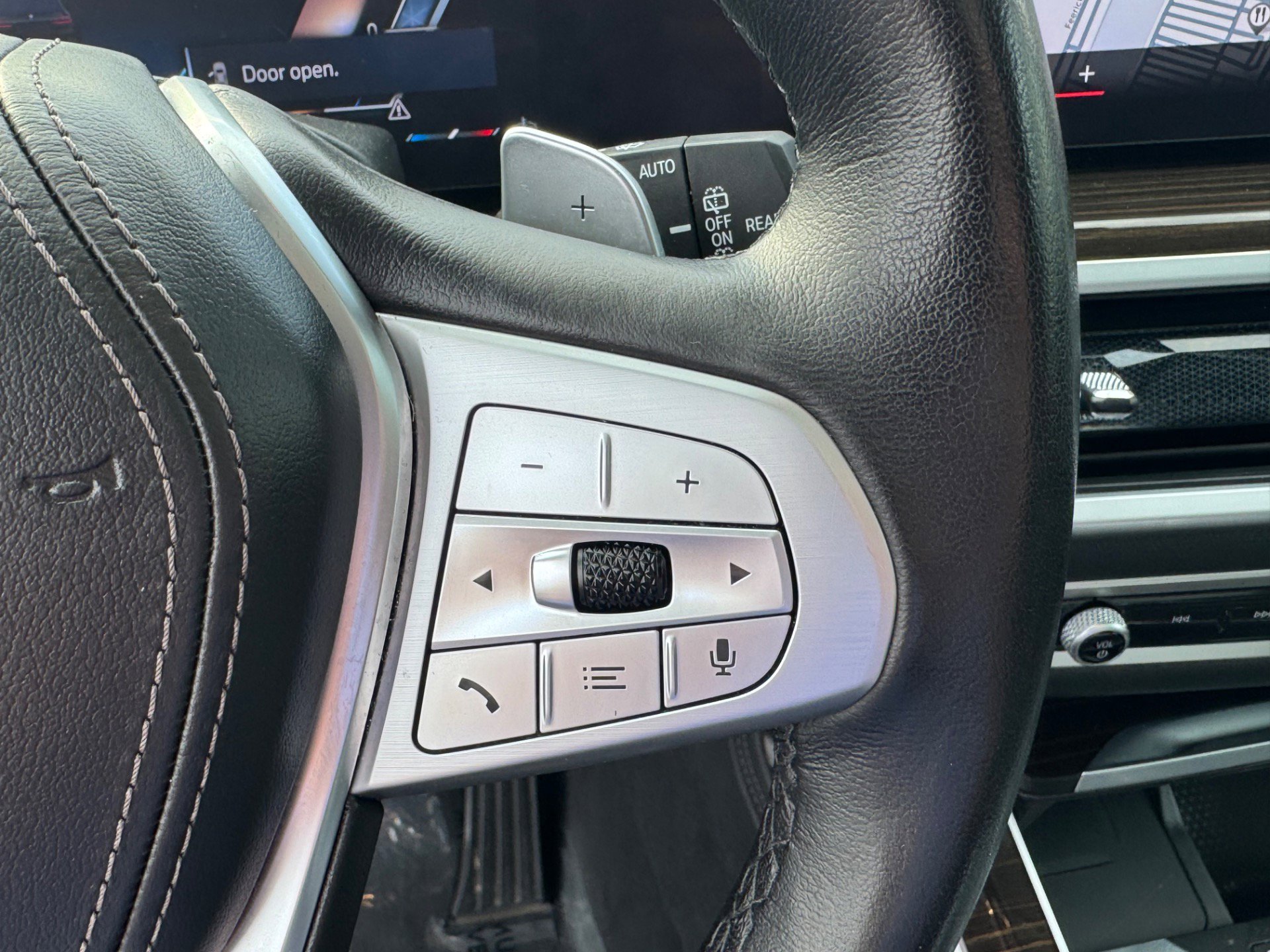 Used 2023 BMW X7 xDrive40i image 25