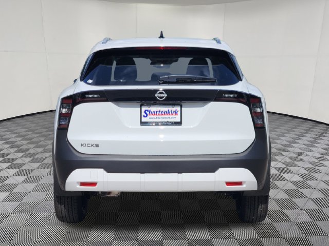 New 2027 Nissan Kicks SV FWD image 6