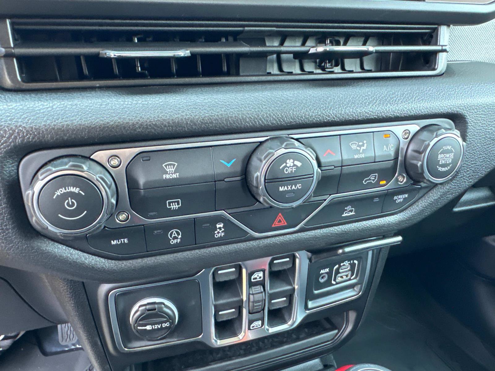 New 2026 Jeep Wrangler Unlimited Sport AWD/4WD image 23