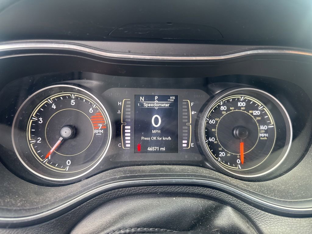 Used 2021 Jeep Cherokee Latitude Plus FWD image 15