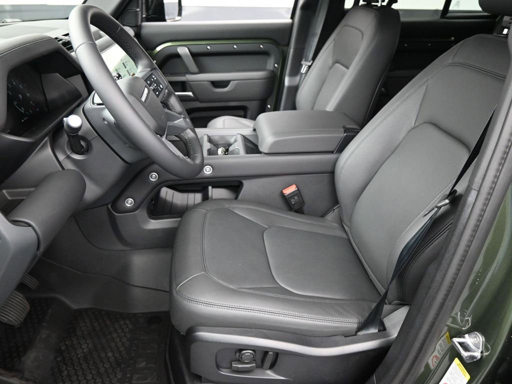 New 2026 Land Rover Defender 110 X-Dynamic SE AWD/4WD image 5
