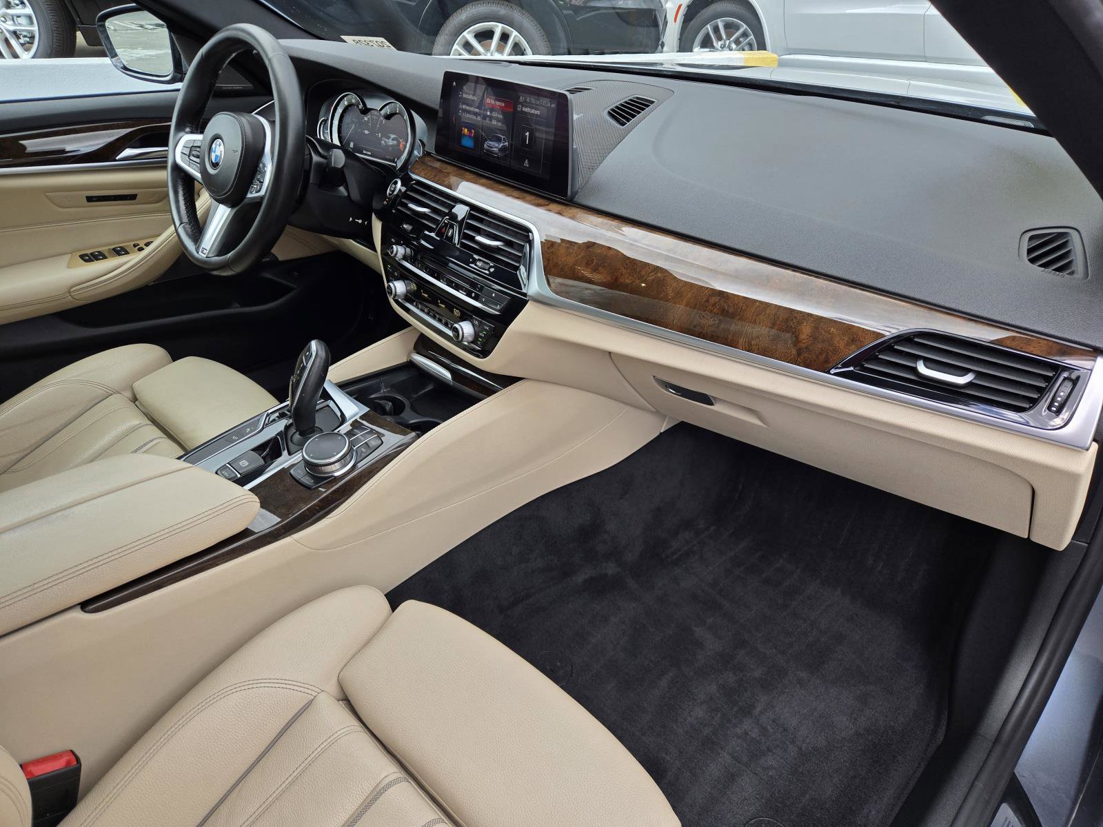 Used 2019 BMW 530i 530i Sedan RWD w/ M Sport Package image 30