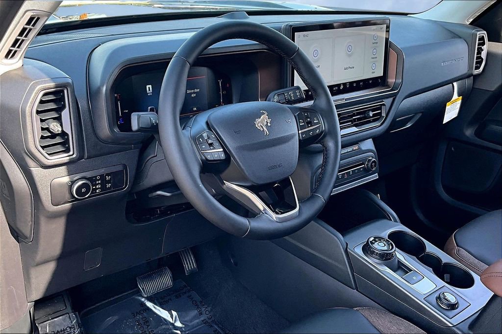 New 2026 Ford Bronco Sport Outer Banks AWD/4WD image 8