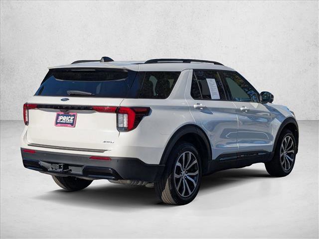 Used 2025 Ford Explorer ST-Line image 5