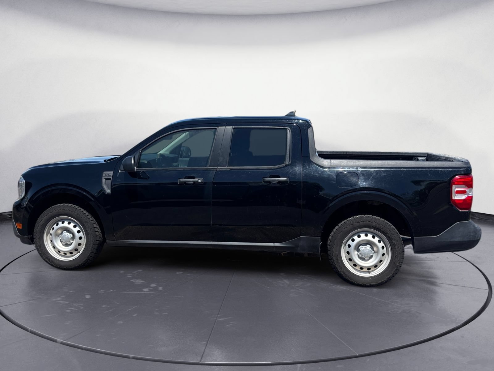 Used 2023 Ford Maverick XL w/ Equipment Group 100A Standard AWD/4WD image 3