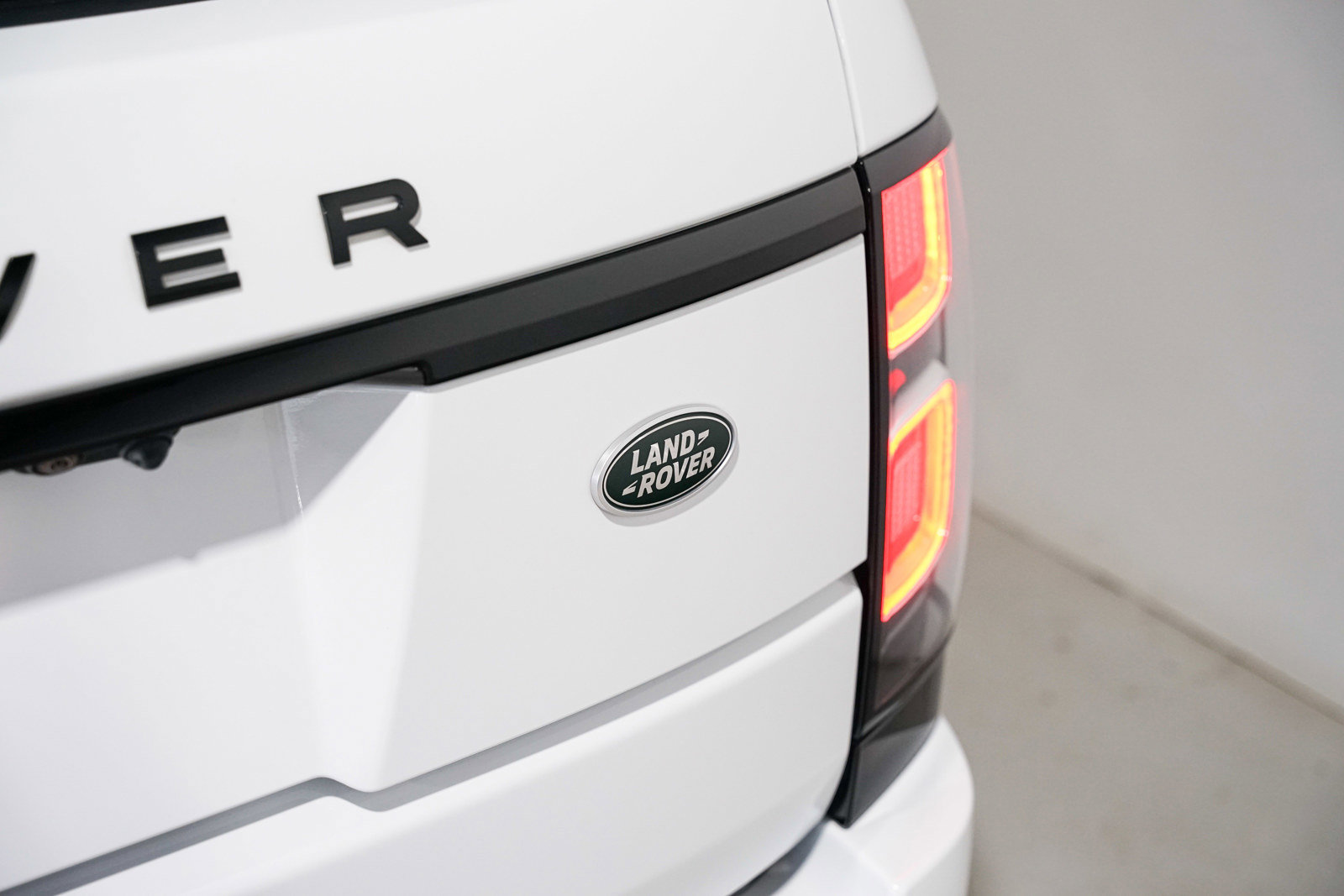 Used 2021 Land Rover Range Rover Westminster Edition image 47